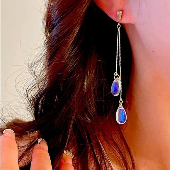 NWT Luminous drop earrings with cubic zirconia stud - Picture 3 of 6